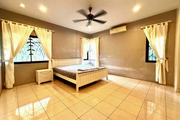 Parklane Residences Bandar Baru Sri Klebang Gorgeous & Spacious Freehold 2 Storey Bungalow Home