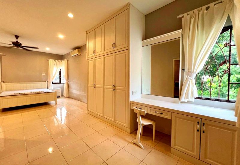 Parklane Residences Bandar Baru Sri Klebang Gorgeous & Spacious Freehold 2 Storey Bungalow Home