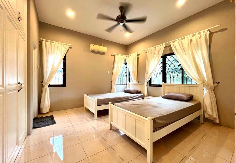 Parklane Residences Bandar Baru Sri Klebang Gorgeous & Spacious Freehold 2 Storey Bungalow Home