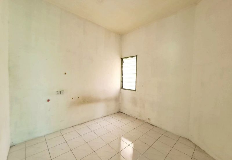 Menglembu Taman Impiana Adril 1.5 Storey Terrace Corner House 