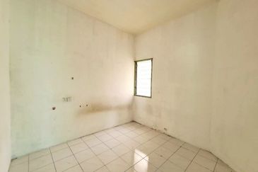 Menglembu Taman Impiana Adril 1.5 Storey Terrace Corner House 