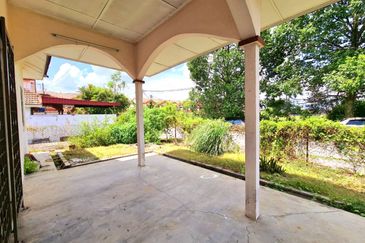 Menglembu Taman Impiana Adril 1.5 Storey Terrace Corner House 