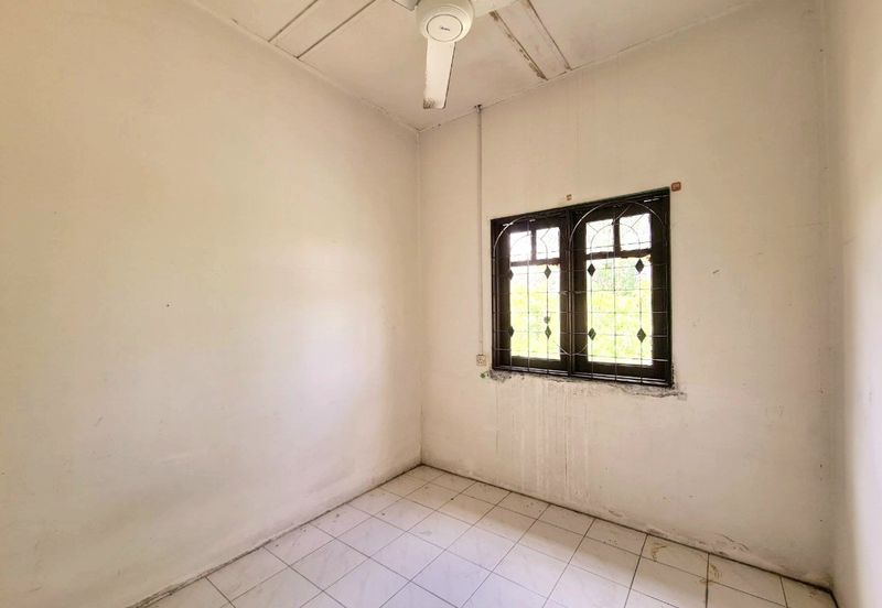 Menglembu Taman Impiana Adril 1.5 Storey Terrace Corner House 