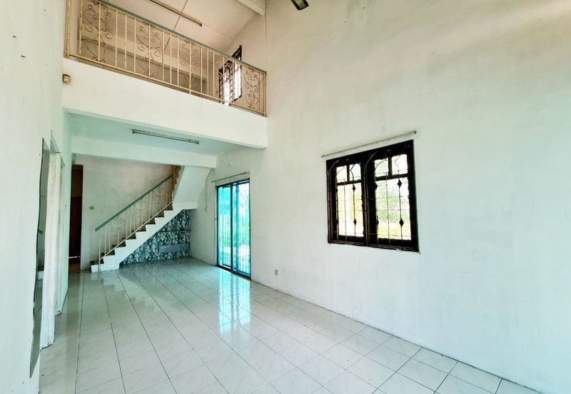 Menglembu Taman Impiana Adril 1.5 Storey Terrace Corner House 