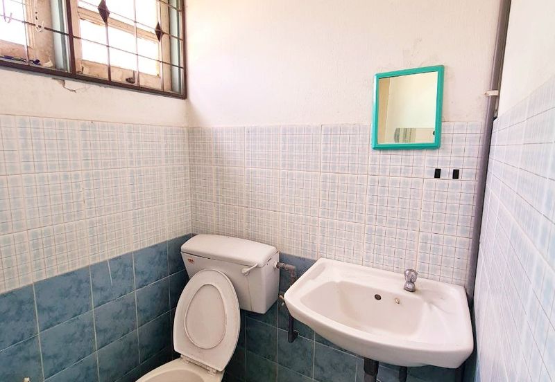 Menglembu Taman Impiana Adril 1.5 Storey Terrace Corner House 