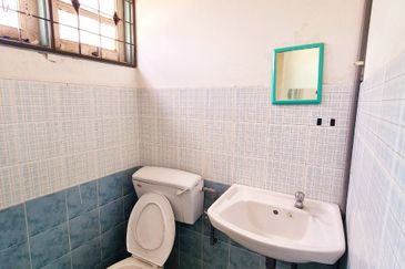 Menglembu Taman Impiana Adril 1.5 Storey Terrace Corner House 