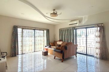 Bandar Seri Botani Seri Tasik Elegant 2 Storey Bungalow House Gated & Guarded 