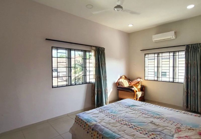 Bandar Seri Botani Seri Tasik Elegant 2 Storey Bungalow House Gated & Guarded 