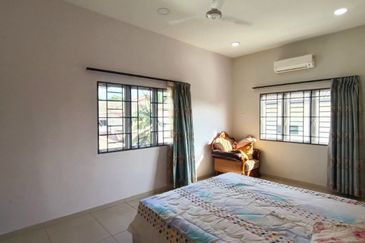 Bandar Seri Botani Seri Tasik Elegant 2 Storey Bungalow House Gated & Guarded 