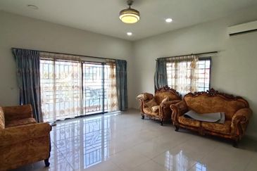 Bandar Seri Botani Seri Tasik Elegant 2 Storey Bungalow House Gated & Guarded 