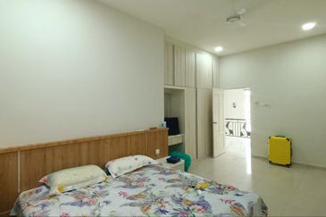 Bandar Seri Botani Seri Tasik Elegant 2 Storey Bungalow House Gated & Guarded 