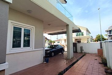 Bandar Seri Botani Seri Tasik Elegant 2 Storey Bungalow House Gated & Guarded 