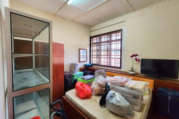 TAMAN HILLVIEW, IPOH