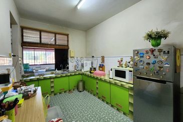 TAMAN HILLVIEW, IPOH