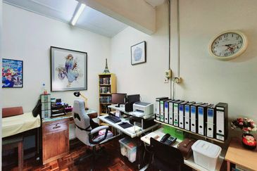 TAMAN HILLVIEW, IPOH