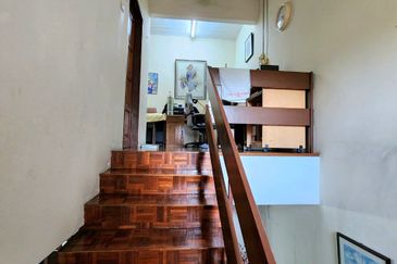 TAMAN HILLVIEW, IPOH