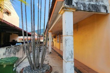 TAMAN HILLVIEW, IPOH