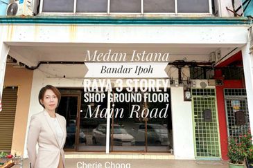 Medan Istana Bandar Ipoh Raya 3 Storey Shoplot Ground Floor Facing Main Road 