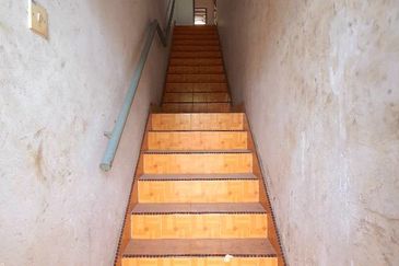 Taman Bersatu Simpang Pulai Double Storey Shoplot Facing Main Road 