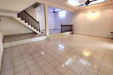 TAMAN CAHAYA BERCHAM