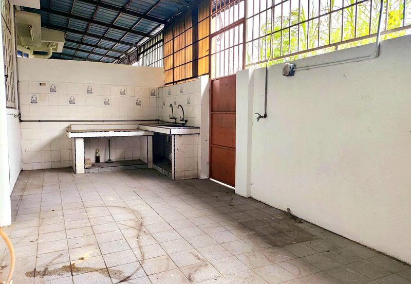 TAMAN CAHAYA BERCHAM