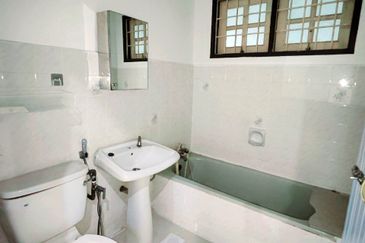 TAMAN CAHAYA BERCHAM