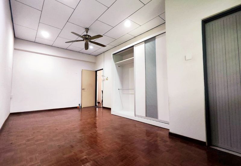 TAMAN CAHAYA BERCHAM