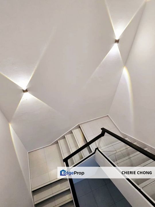 Bandar Seri Botani Seri Palma Nice Condition 2 Storey Semi-D House Facing Field , Perak, Ipoh