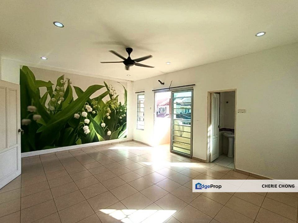 Bandar Seri Botani Nice Double Storey Terrace Intermediate Corner Unit Gated & Guarded , Perak, Ipoh