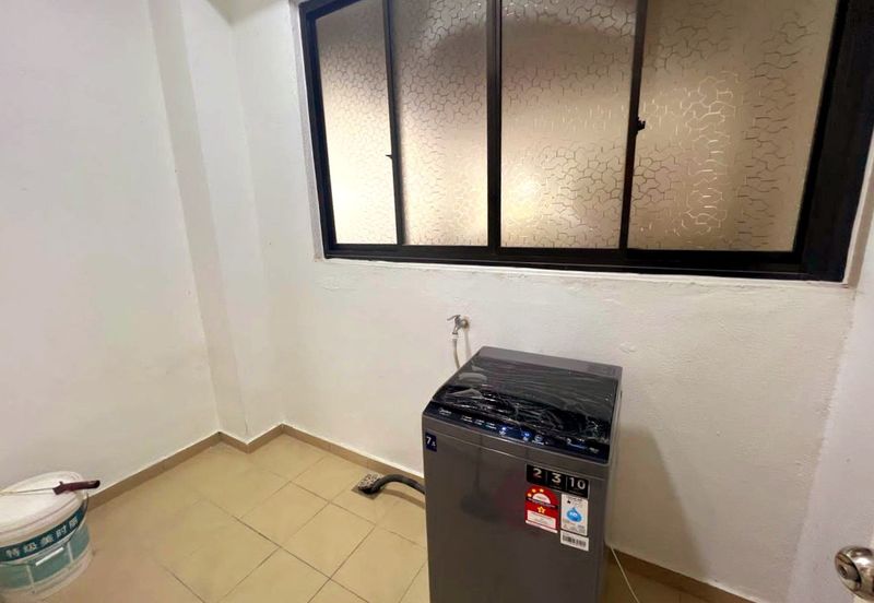 Upper East @ Tiger Lane