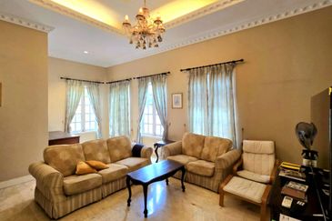 Tigerlane British Style Luxury 2 Storey Bungalow House Prime Location Prestige Neighbourhood 