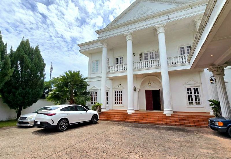 Tigerlane British Style Luxury 2 Storey Bungalow House Prime Location Prestige Neighbourhood 