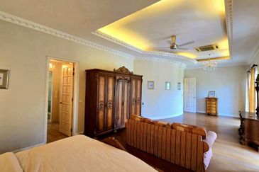 Tigerlane British Style Luxury 2 Storey Bungalow House Prime Location Prestige Neighbourhood 