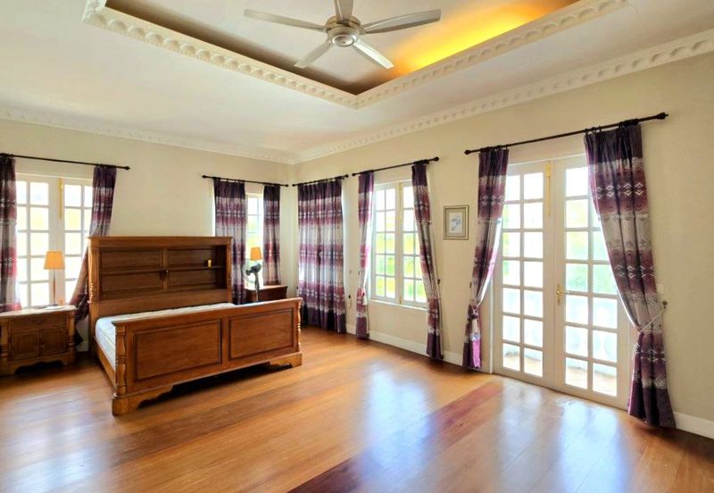 Tigerlane British Style Luxury 2 Storey Bungalow House Prime Location Prestige Neighbourhood 