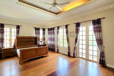 Tigerlane British Style Luxury 2 Storey Bungalow House Prime Location Prestige Neighbourhood 