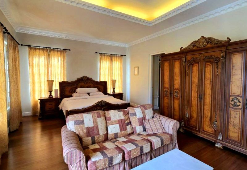 Tigerlane British Style Luxury 2 Storey Bungalow House Prime Location Prestige Neighbourhood 