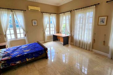 Tigerlane British Style Luxury 2 Storey Bungalow House Prime Location Prestige Neighbourhood 