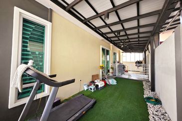 PANORAMA LAPANGAN SAUJANA (GREEN PARK)