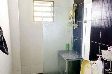 Menglembu Bestari Good Condition Double Storey Terrace Corner House 