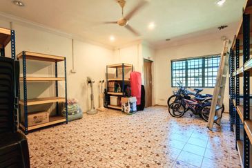 Silibin Medan Kidd Super Huge Double Storey Bungalow House Homestay Suitable Near Ipoh Town 