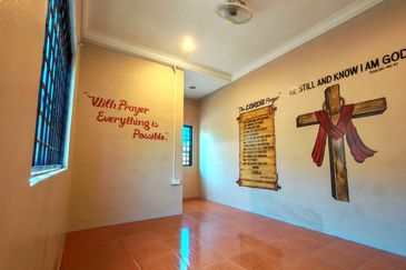 Silibin Medan Kidd Super Huge Double Storey Bungalow House Homestay Suitable Near Ipoh Town 