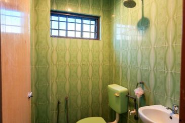 Silibin Medan Kidd Super Huge Double Storey Bungalow House Homestay Suitable Near Ipoh Town 