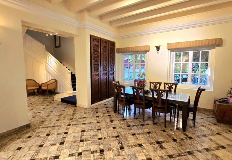 Tigerlane Thompson Road 2 Storey Heritage Bungalow With Huge Compound Rare & Beautiful Unit