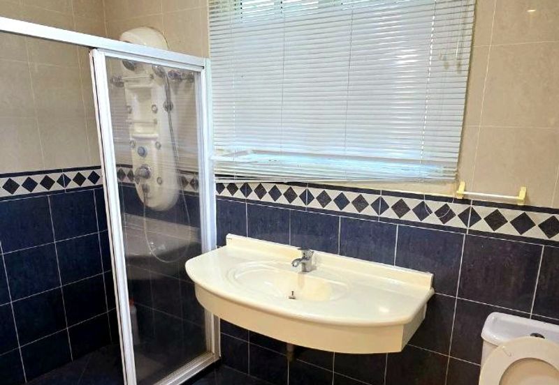 Tigerlane Thompson Road 2 Storey Heritage Bungalow With Huge Compound Rare & Beautiful Unit