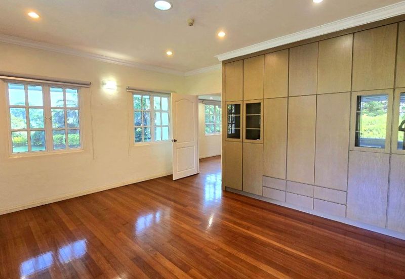 Tigerlane Thompson Road 2 Storey Heritage Bungalow With Huge Compound Rare & Beautiful Unit