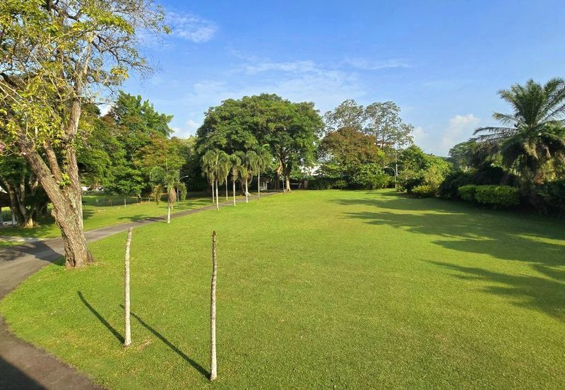 Tigerlane Thompson Road 2 Storey Heritage Bungalow With Huge Compound Rare & Beautiful Unit