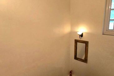 Tigerlane Thompson Road 2 Storey Heritage Bungalow With Huge Compound Rare & Beautiful Unit