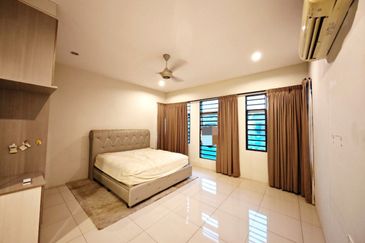 TAMAN MERU DESA PARK