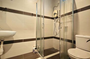 TAMAN MERU DESA PARK