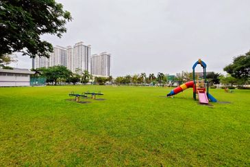 TAMAN MERU DESA PARK